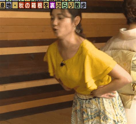 ポロリ gif|【GIF】お胸をポロリしちゃった女さんまとめ。ライブ配信や。